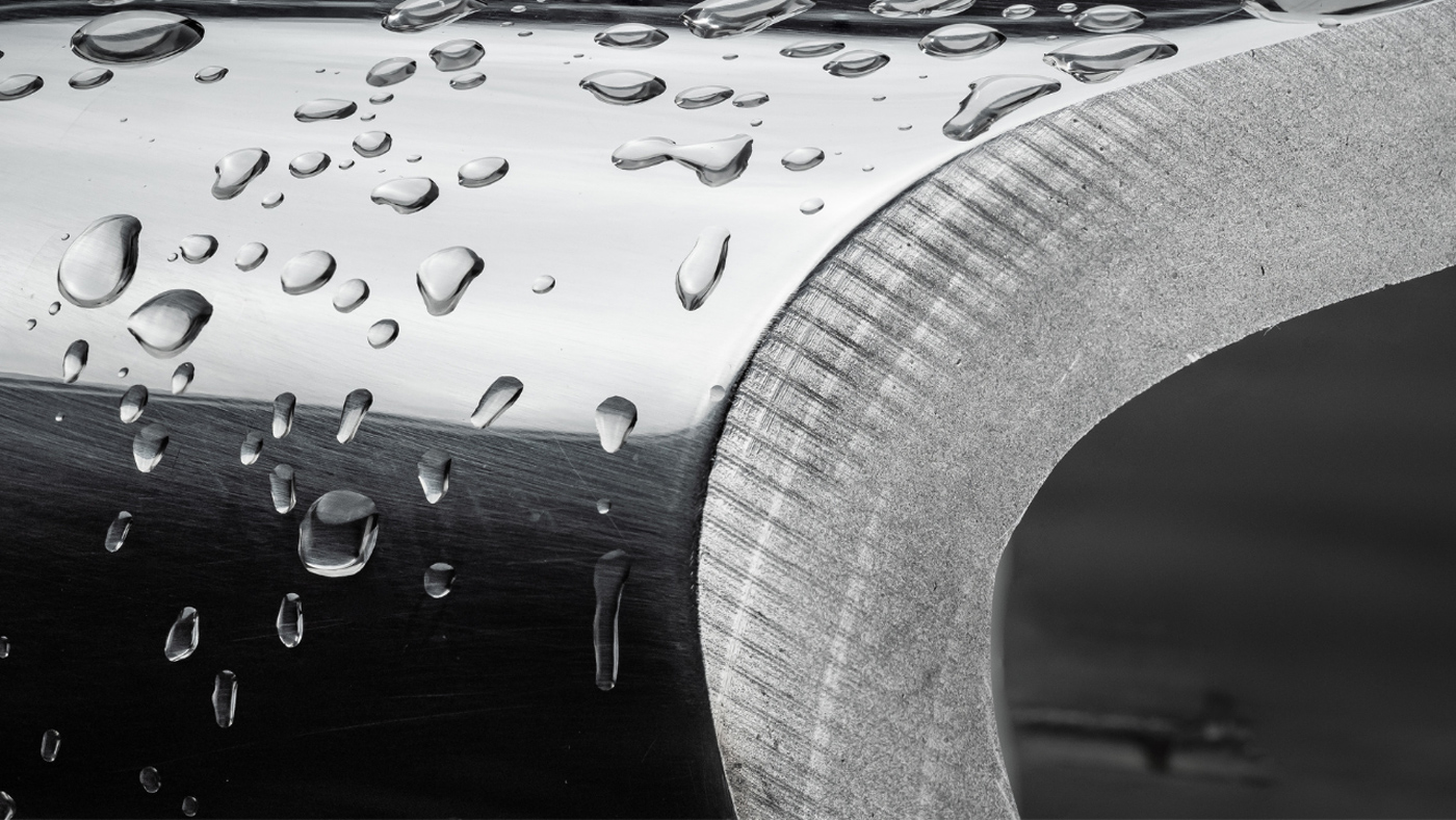 Stalatube brand image water